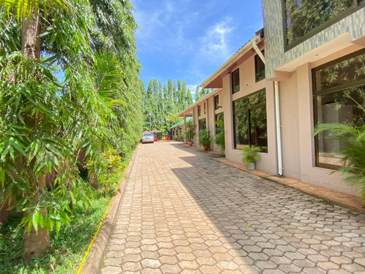 Sangana Lodge 모시 외부 사진